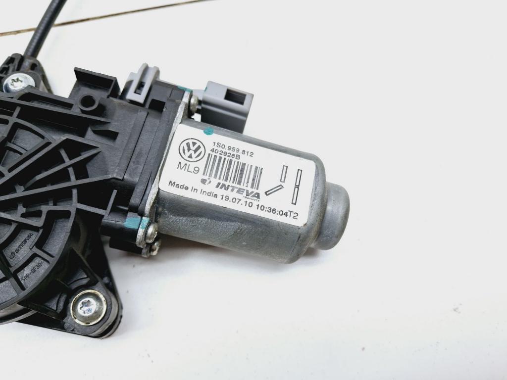 Стеклоподъемник задний левый, 1000 рублей, Пермь