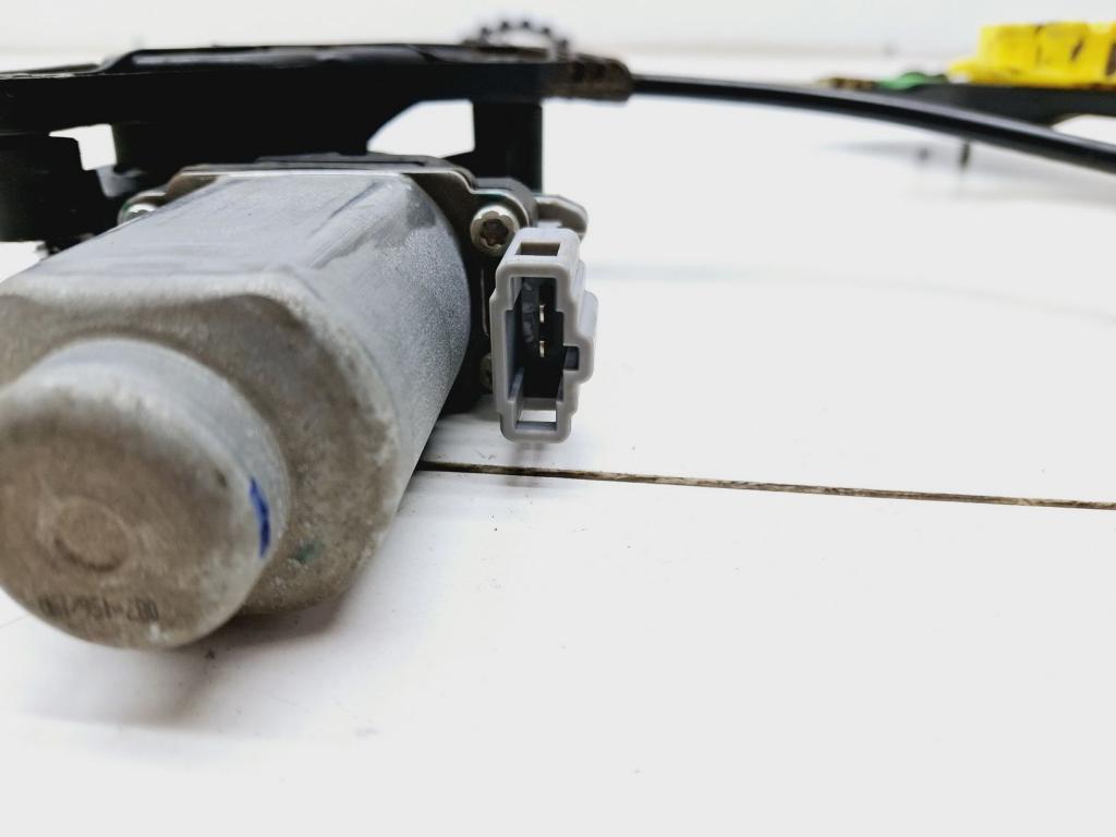 Стеклоподъемник задний правый, 1000 рублей, Пермь