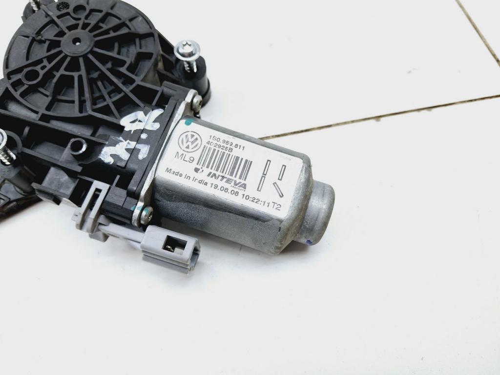 Стеклоподъемник задний правый, 1000 рублей, Пермь