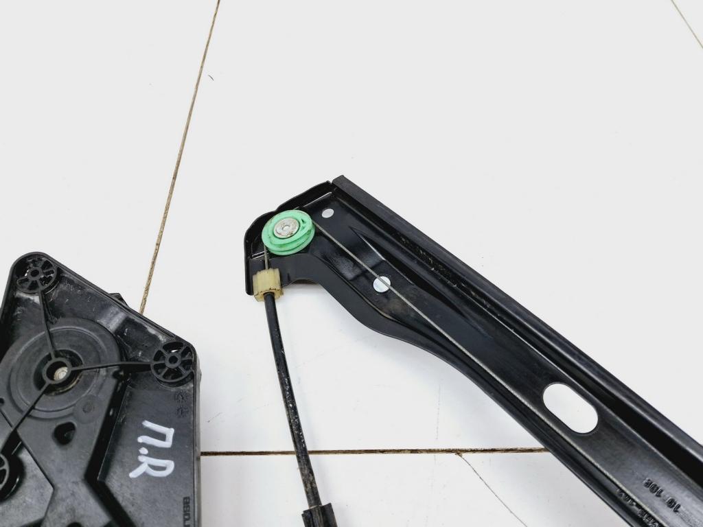 Стеклоподъемник передний правый, 3000 рублей, Пермь