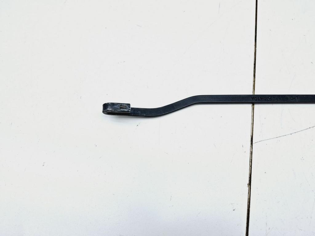 Поводок стеклоочистителя передний правый, 1000 рублей, Пермь