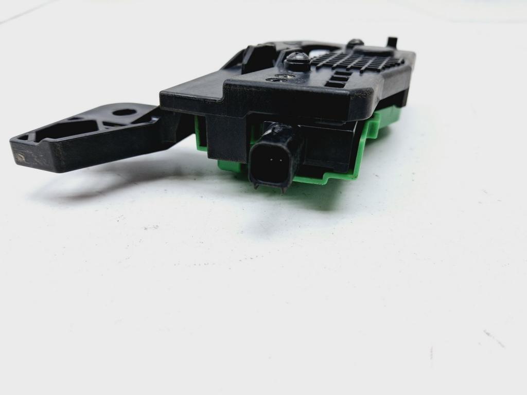 Активатор замка крышки бензобака, 1000 рублей, Пермь