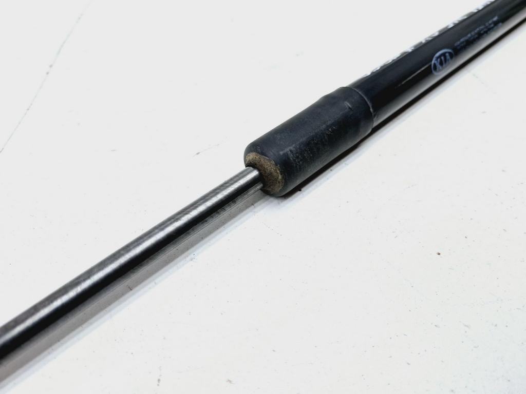 Амортизатор двери багажника, 500 рублей, Пермь