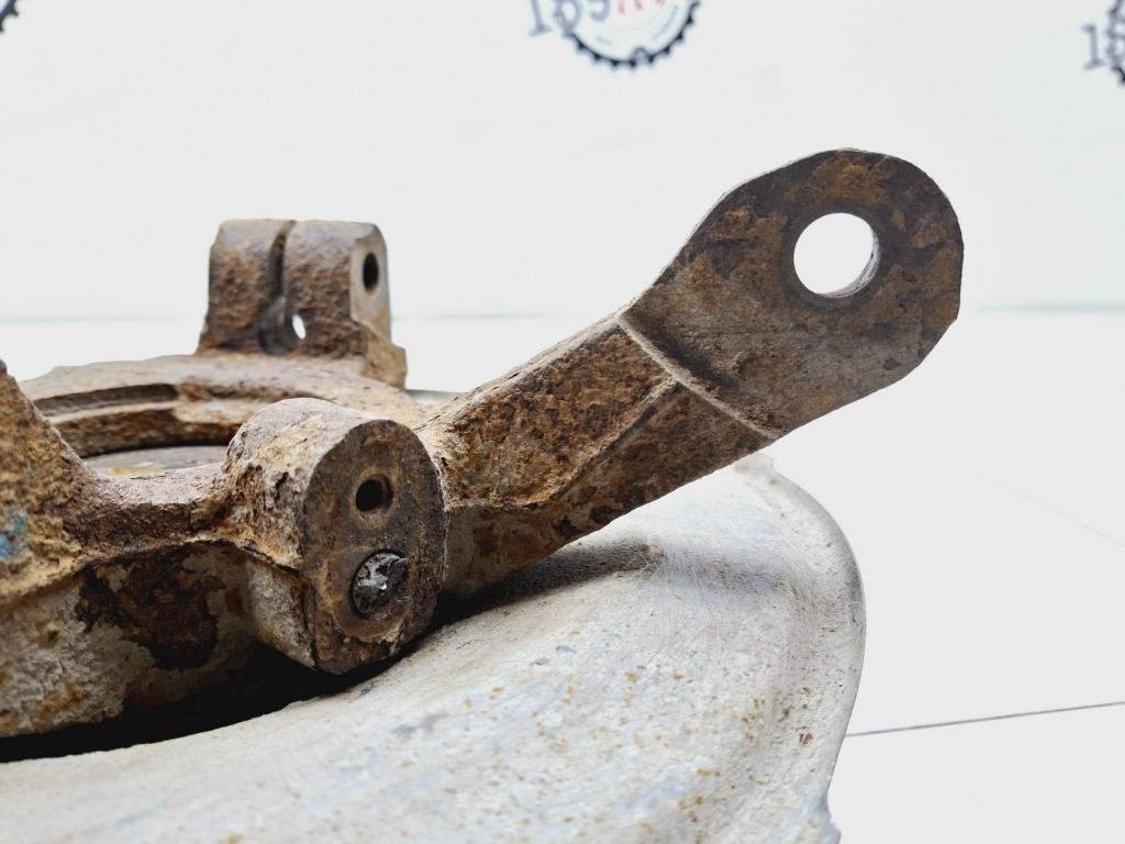 Кулак поворотный передний левый, 3000 рублей, Пермь