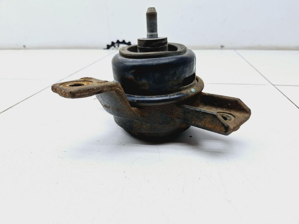 Опора двигателя правая, 2000 рублей, Пермь