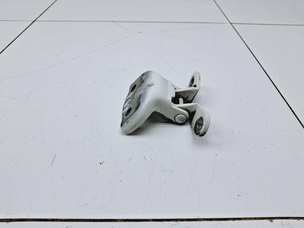 Петля двери задней левой верхняя, 1000 рублей, Пермь