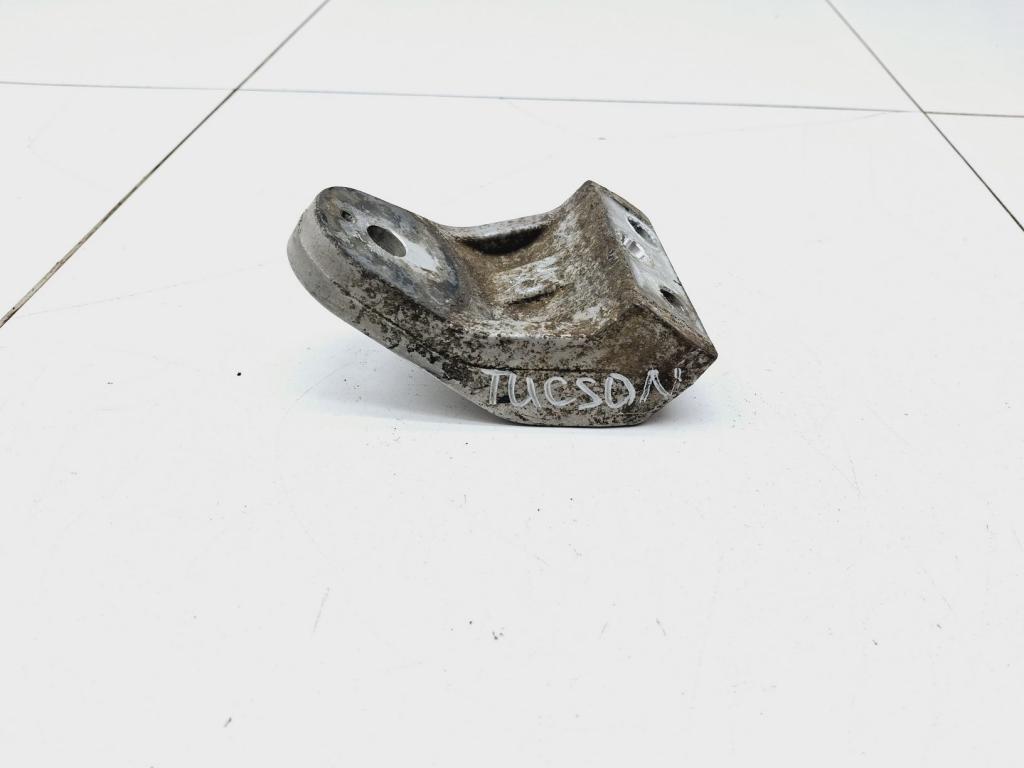 Кронштейн двигателя правый, 500 рублей, Пермь