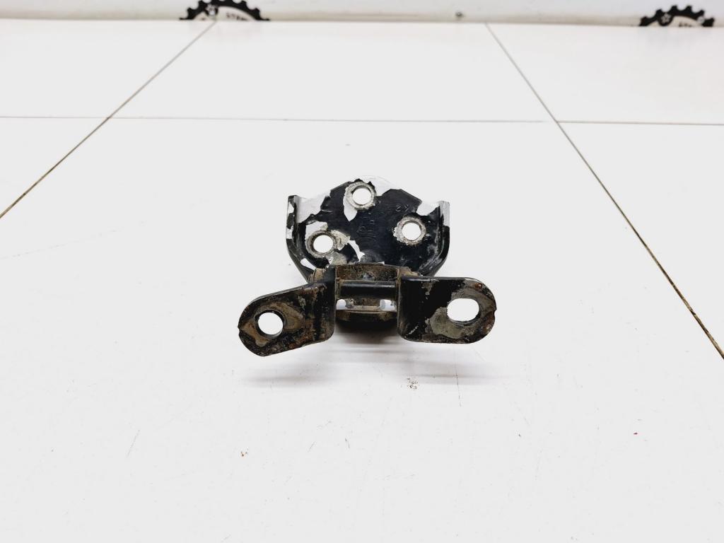 Петля двери задней левой нижняя, 500 рублей, Пермь