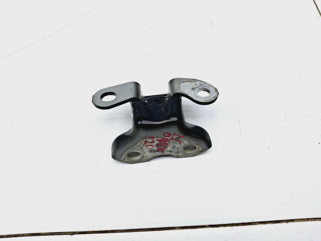 Петля двери задней левой верхняя, 1000 рублей, Пермь