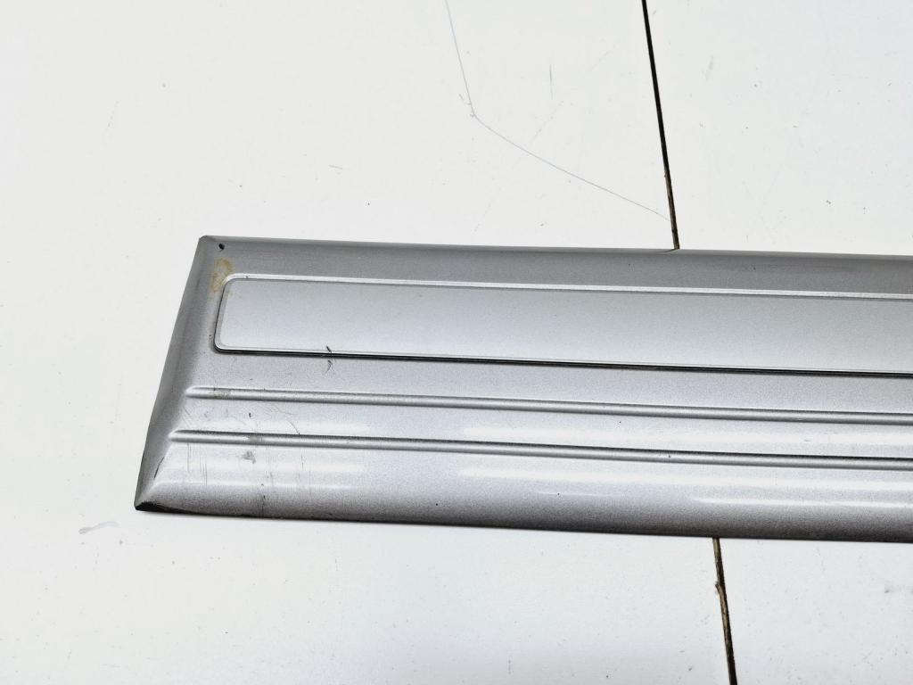 Молдинг задней левой двери, 2000 рублей, Пермь