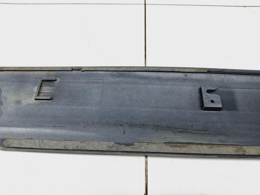 Молдинг задней левой двери, 2000 рублей, Пермь