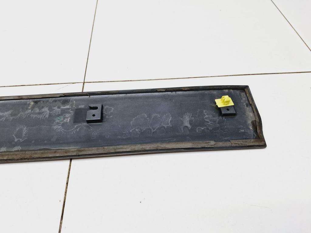 Молдинг передней левой двери, 2500 рублей, Пермь