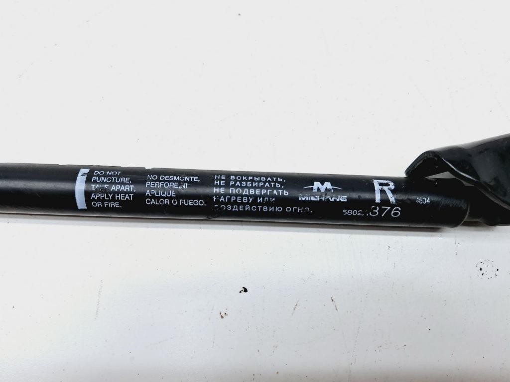 Амортизатор двери багажника, 500 рублей, Пермь