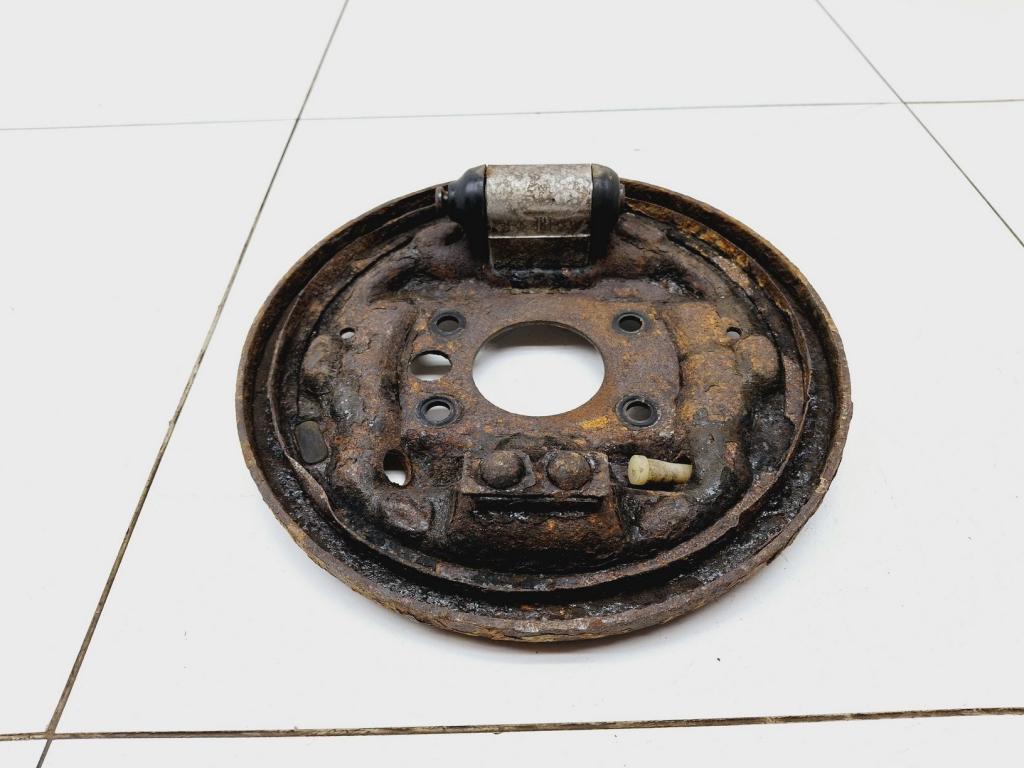 Щит опорный задний левый, 1500 рублей, Пермь