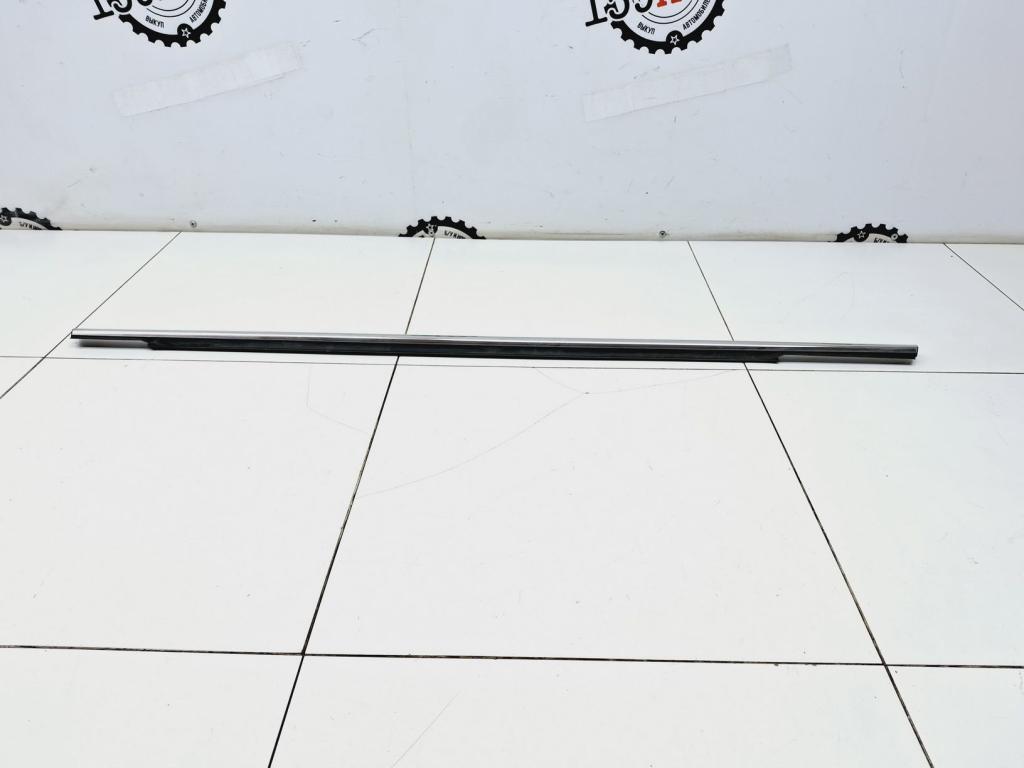 Накладка стекла заднего правого, 1000 рублей, Пермь