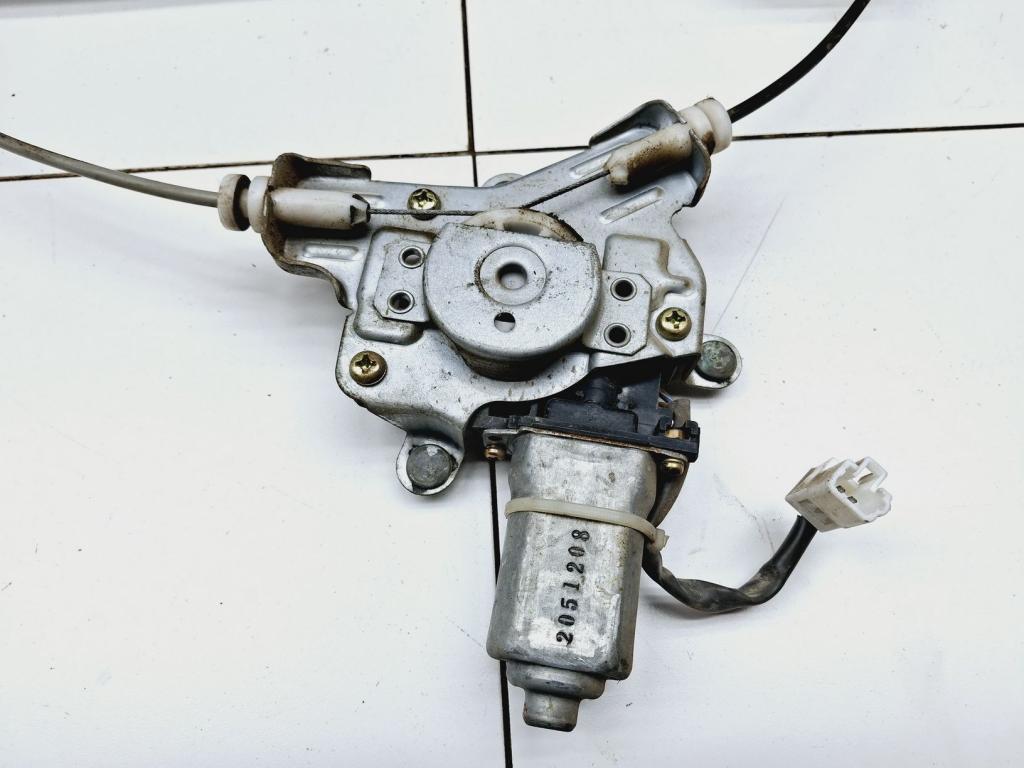 Стеклоподъемник задний правый, 1000 рублей, Пермь