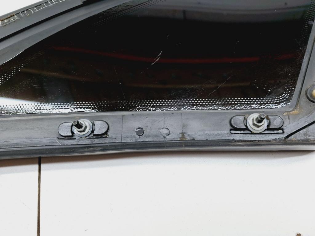 Стекло кузовное глухое правое, 1000 рублей, Пермь