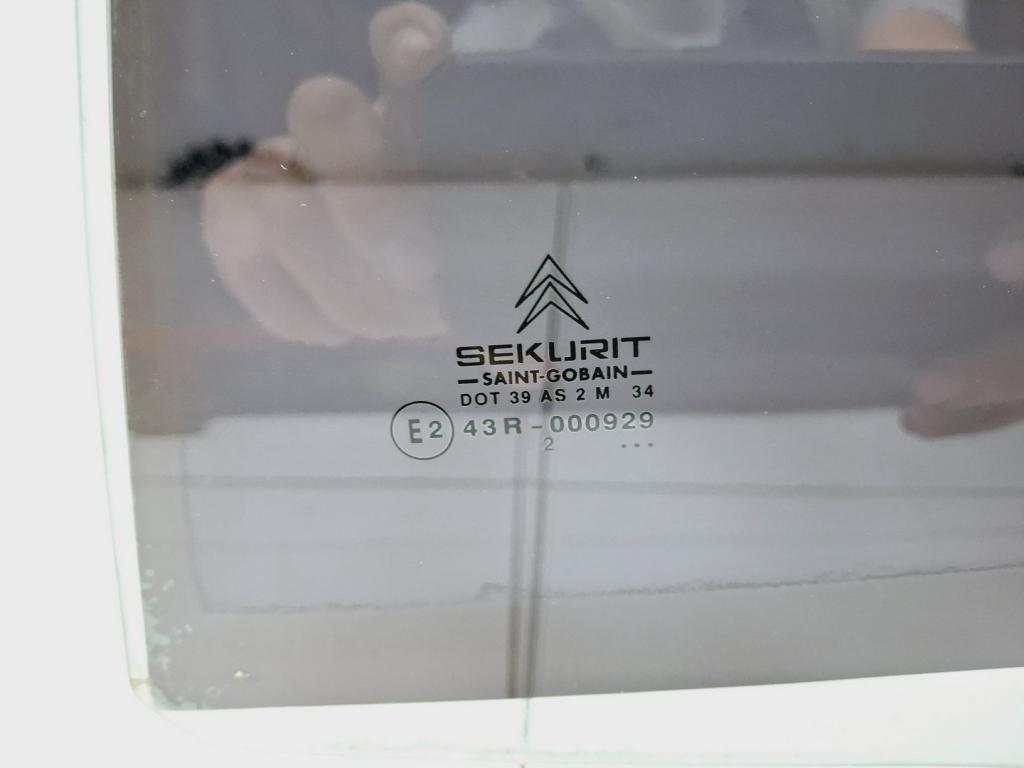 Стекло двери задней левой, 1000 рублей, Пермь