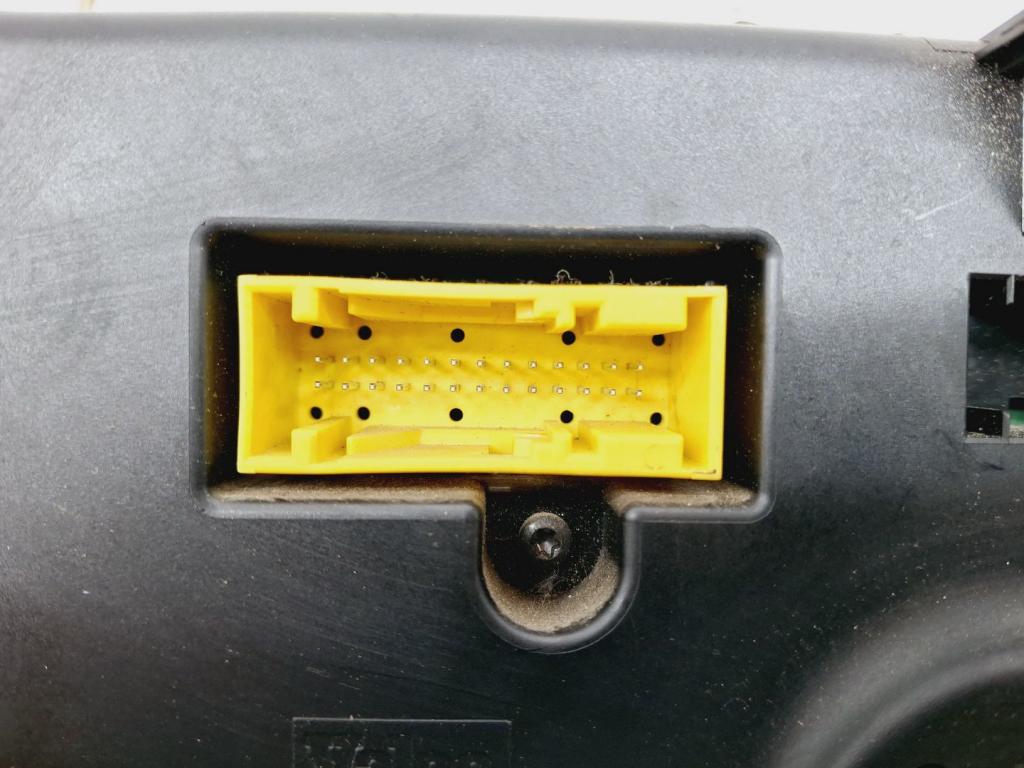 Блок управления климатической установкой, 2000 рублей, Пермь