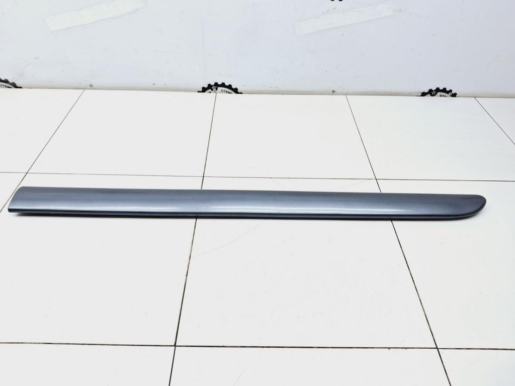 Молдинг передней правой двери, 1000 рублей, Пермь