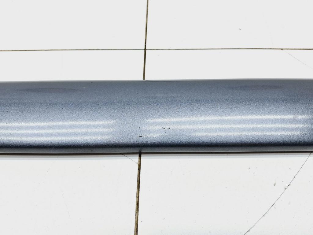 Молдинг передней правой двери, 1000 рублей, Пермь