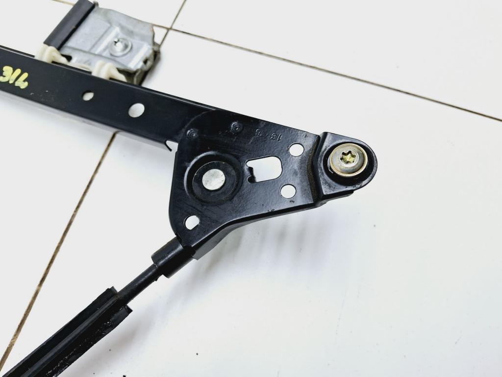 Стеклоподъемник механический задний левый, 1000 рублей, Пермь