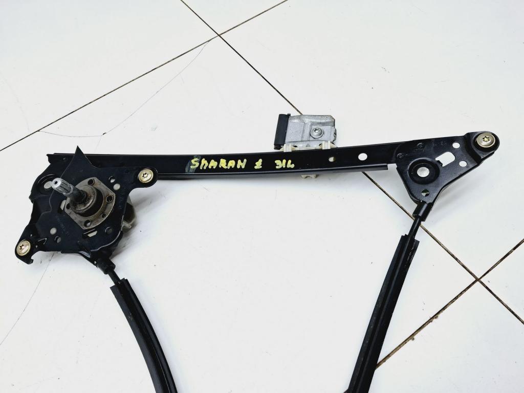 Стеклоподъемник механический задний левый, 1000 рублей, Пермь