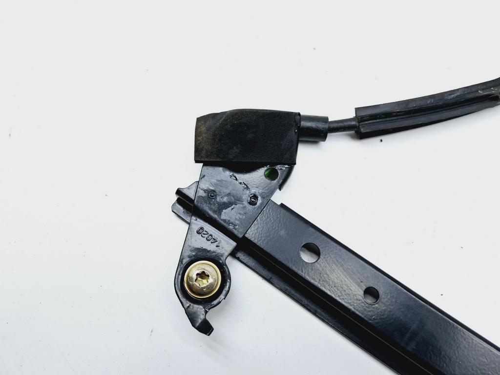 Стеклоподъемник механический задний левый, 1000 рублей, Пермь