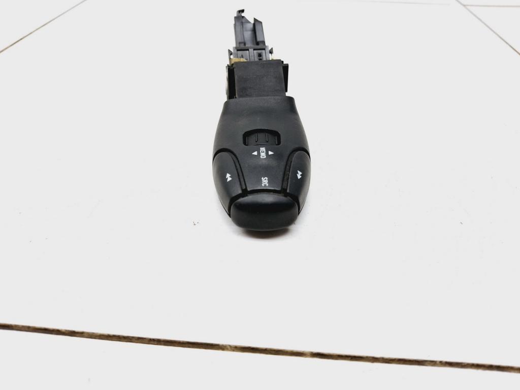 Переключатель подрулевой управления магнитолой, 500 рублей, Пермь