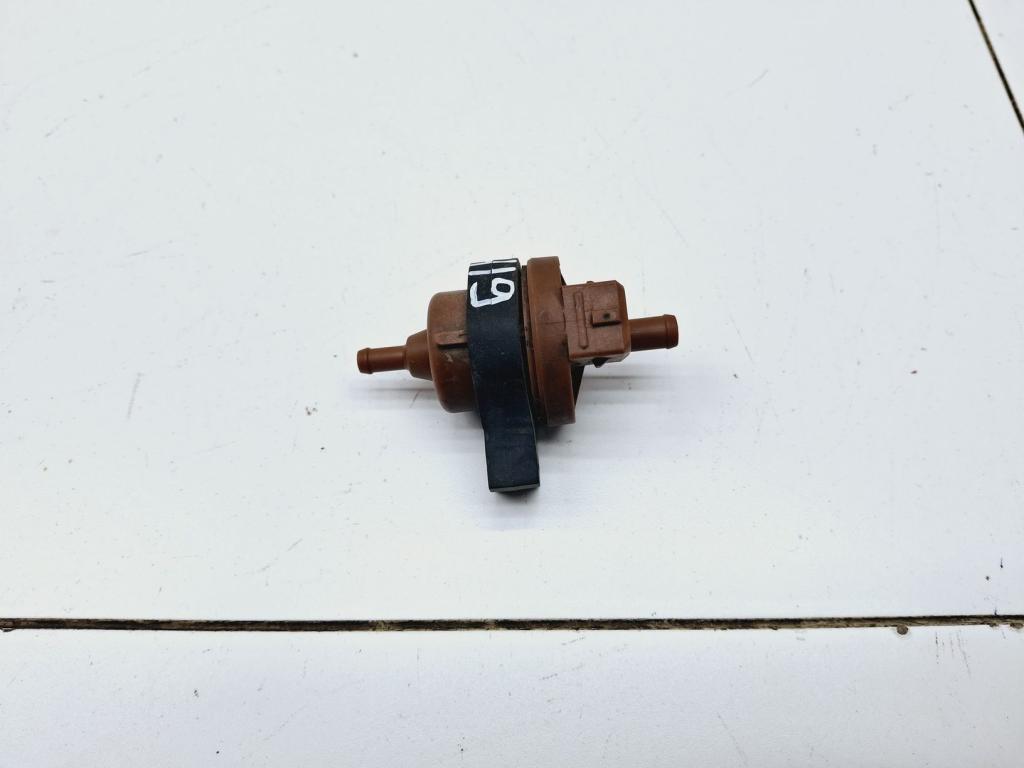 Клапан вентиляции топливного бака, 500 рублей, Пермь