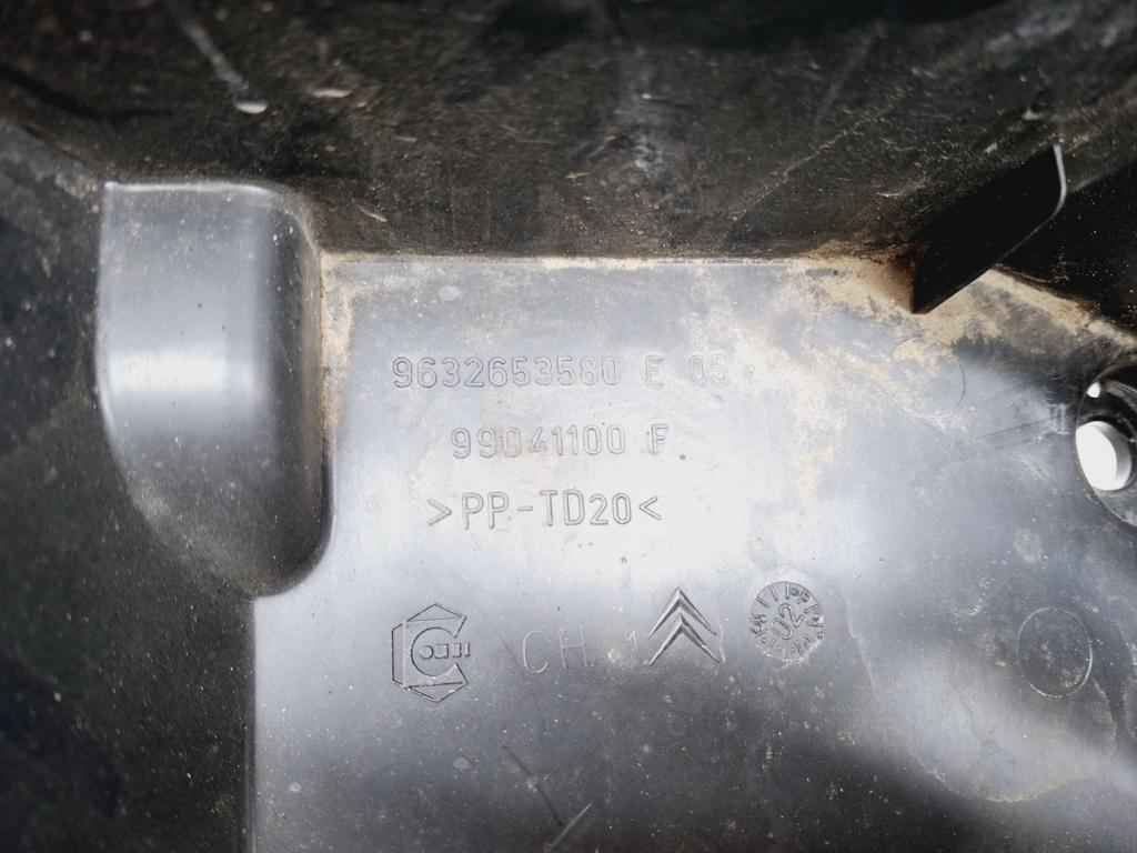 Корпус блока предохранителей, 1500 рублей, Пермь