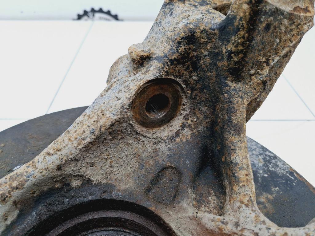 Кулак поворотный задний правый, 2500 рублей, Пермь