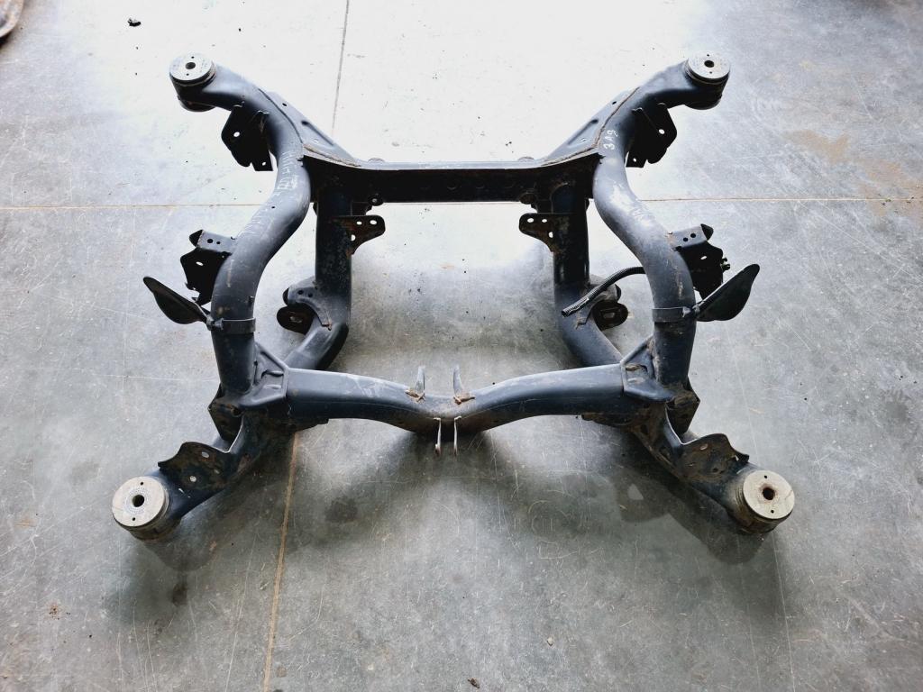 Балка задняя, 4000 рублей, Пермь