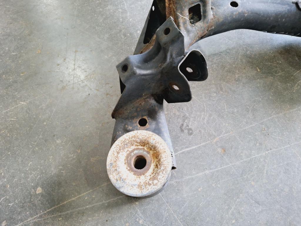 Балка задняя, 4000 рублей, Пермь