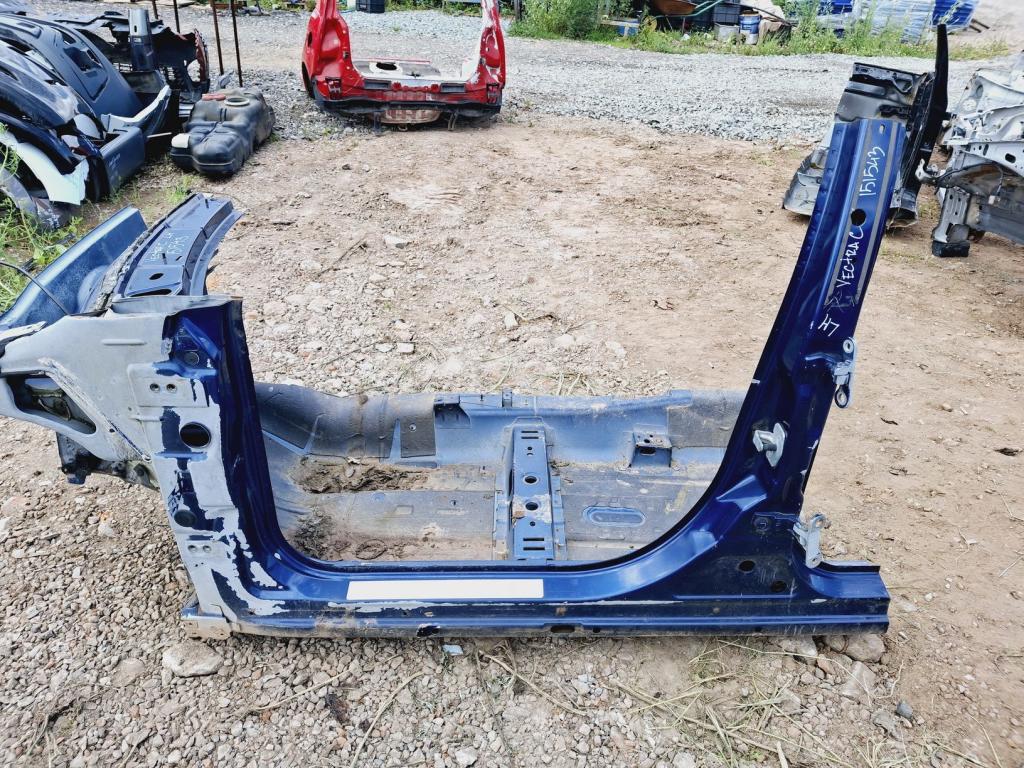 Порог со стойкой левый, 7000 рублей, Пермь