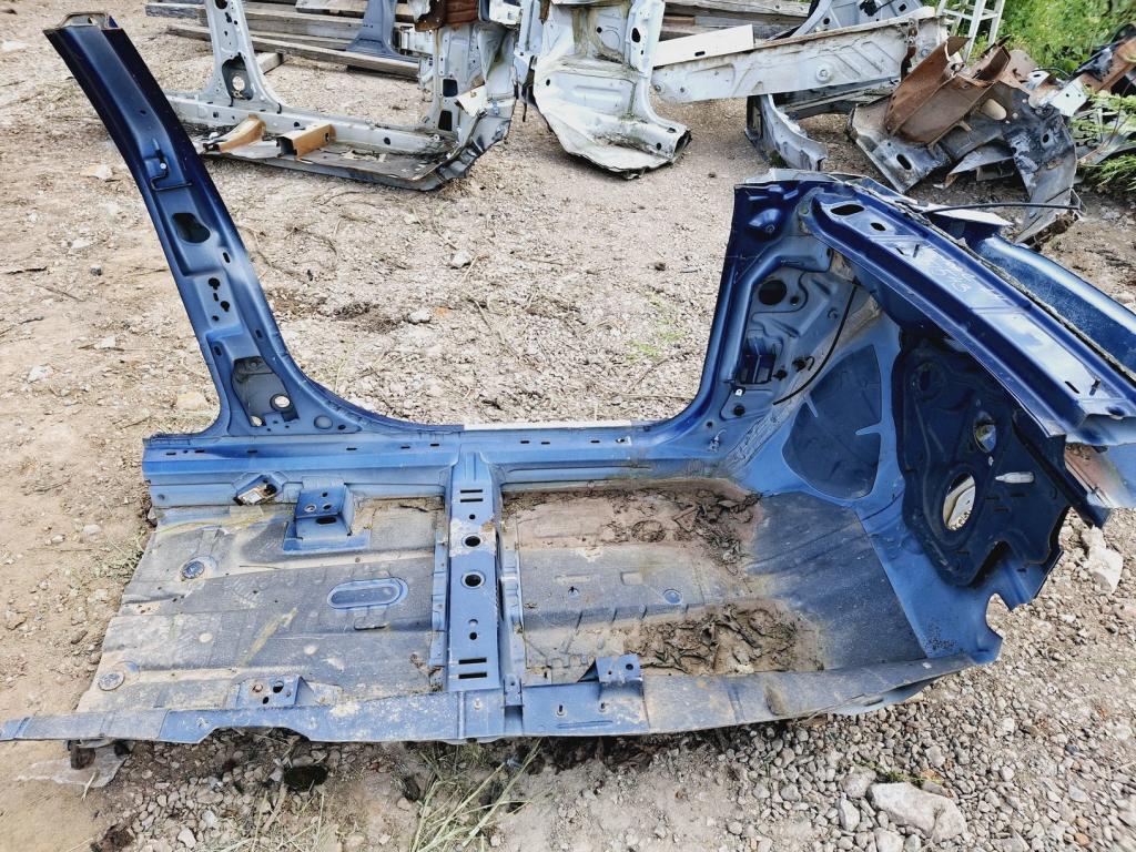 Порог со стойкой левый, 7000 рублей, Пермь