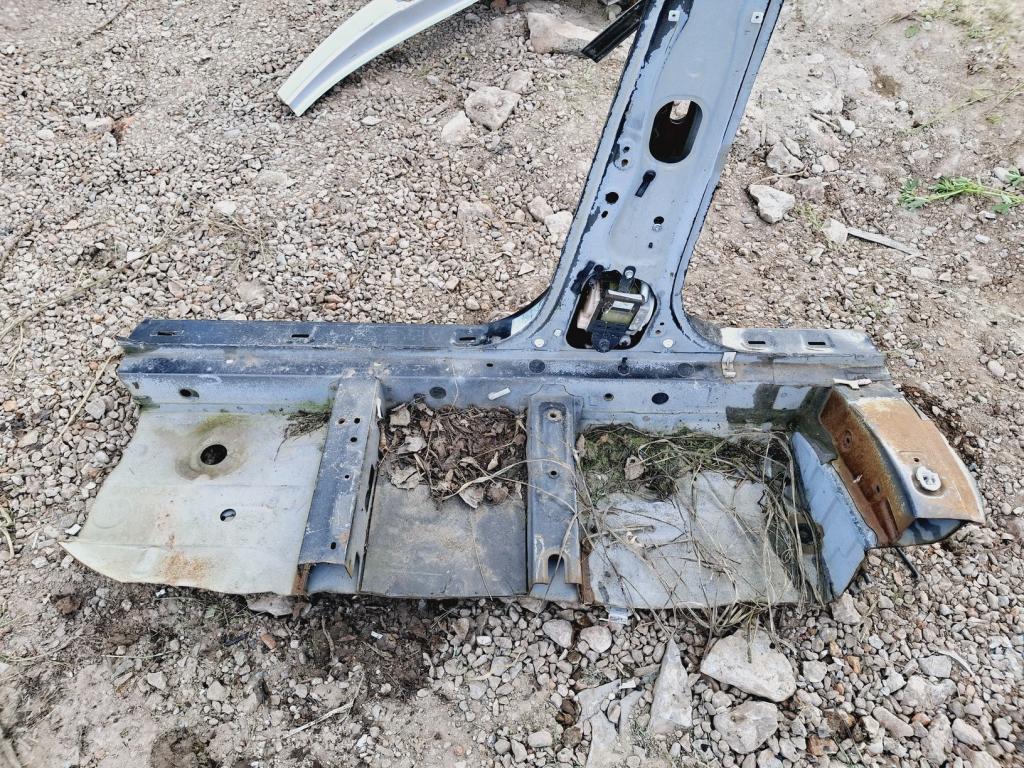 Порог со стойкой правый, 4000 рублей, Пермь