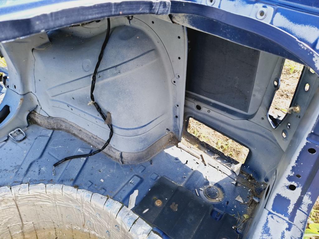 Крыло заднее правое, 13000 рублей, Пермь