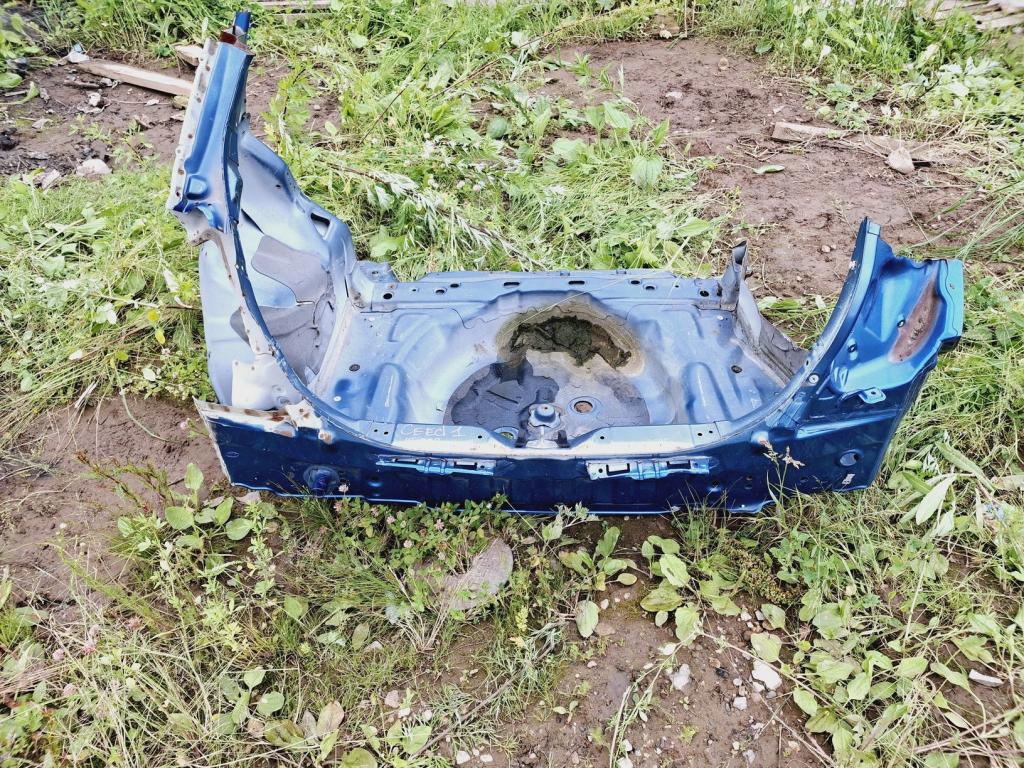 Панель задняя, 10000 рублей, Пермь