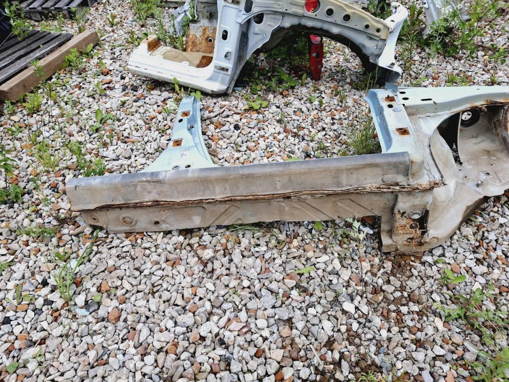 Порог со стойкой правый, 5000 рублей, Пермь