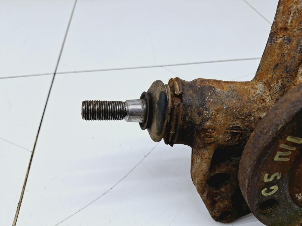 Кулак поворотный передний правый, 3000 рублей, Пермь