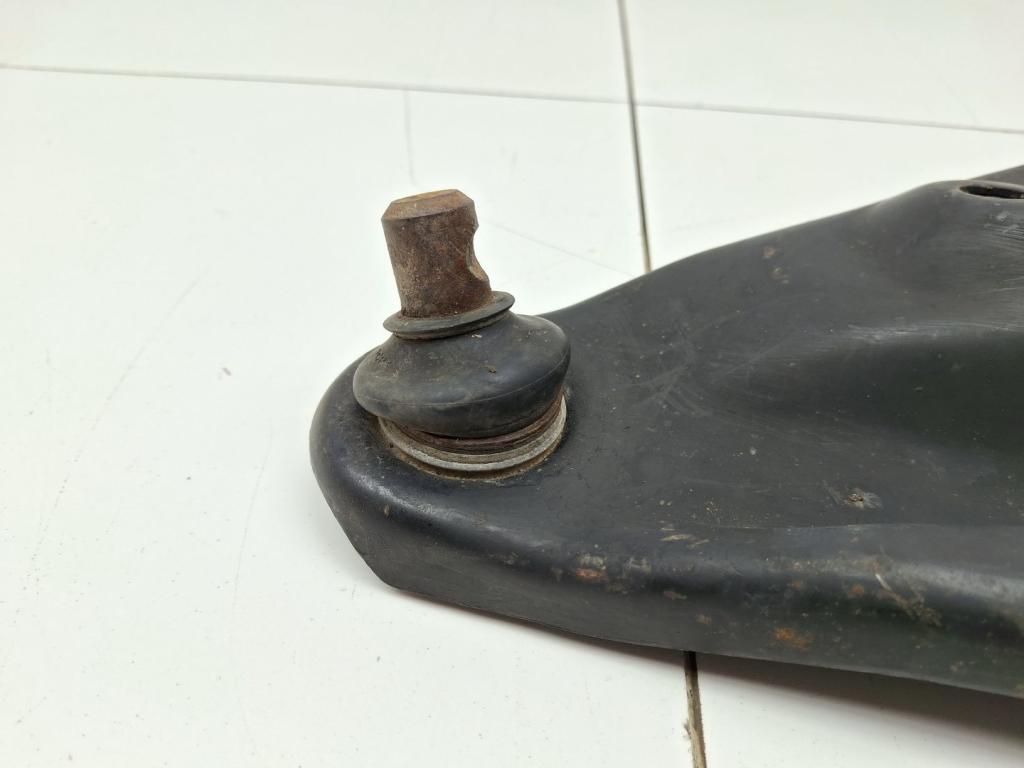 Рычаг передний правый, 1000 рублей, Пермь