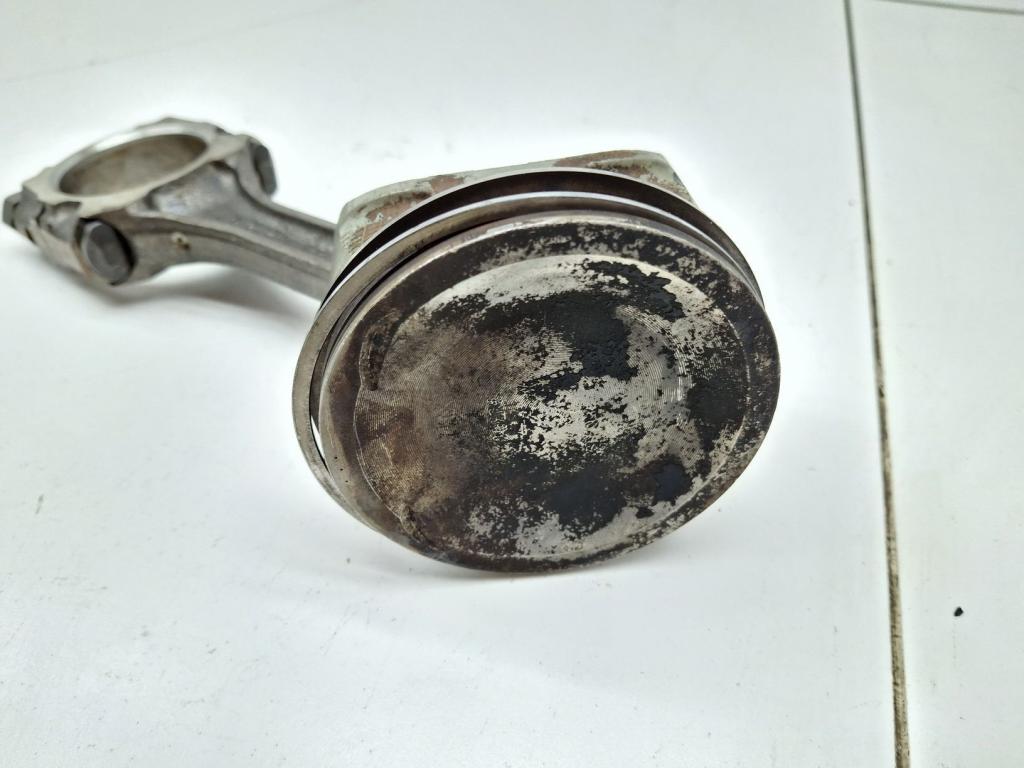 Поршень с шатуном, 1500 рублей, Пермь