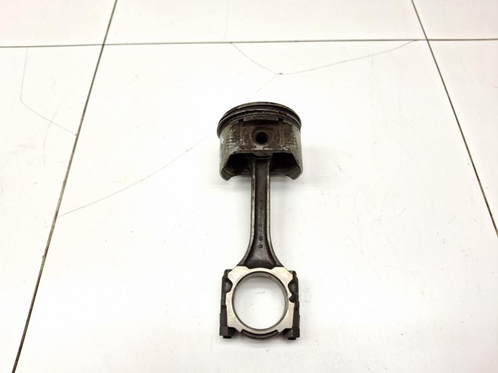 Поршень с шатуном, 1500 рублей, Пермь