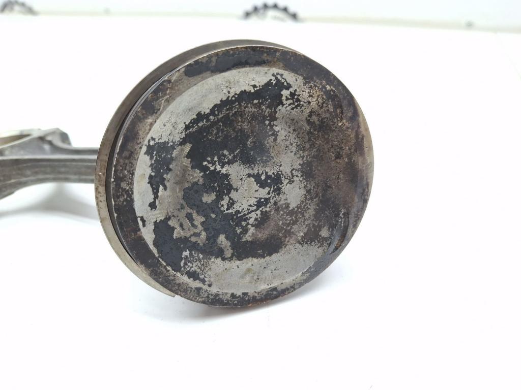 Поршень с шатуном, 1500 рублей, Пермь