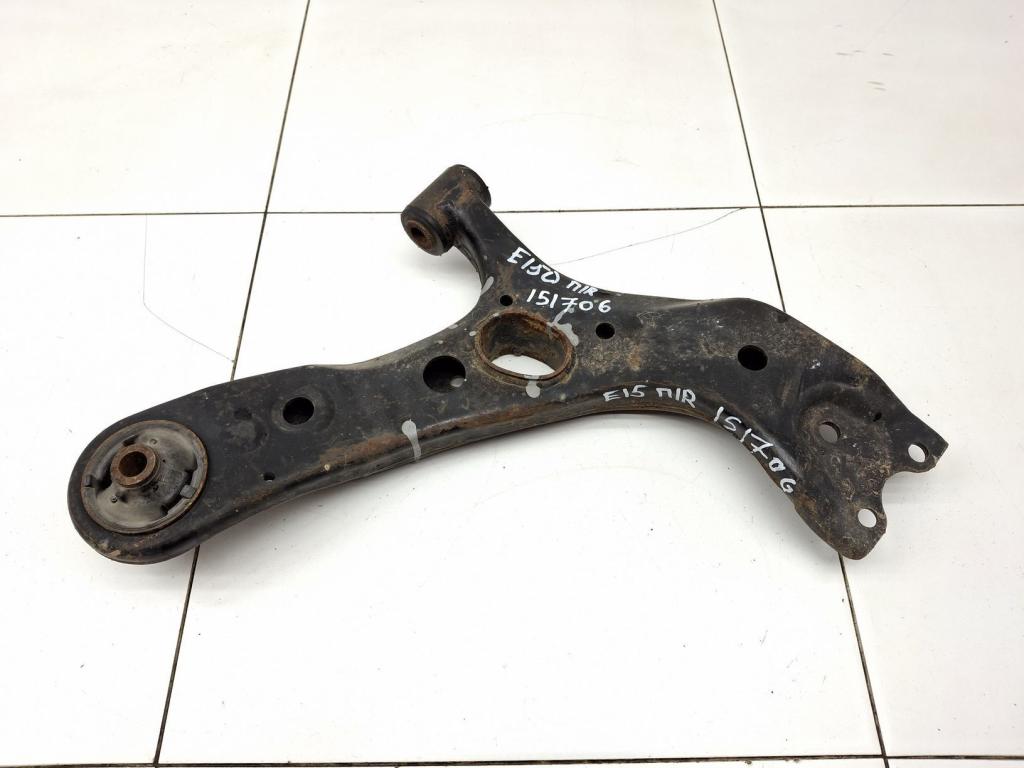 Рычаг передний правый, 2000 рублей, Пермь