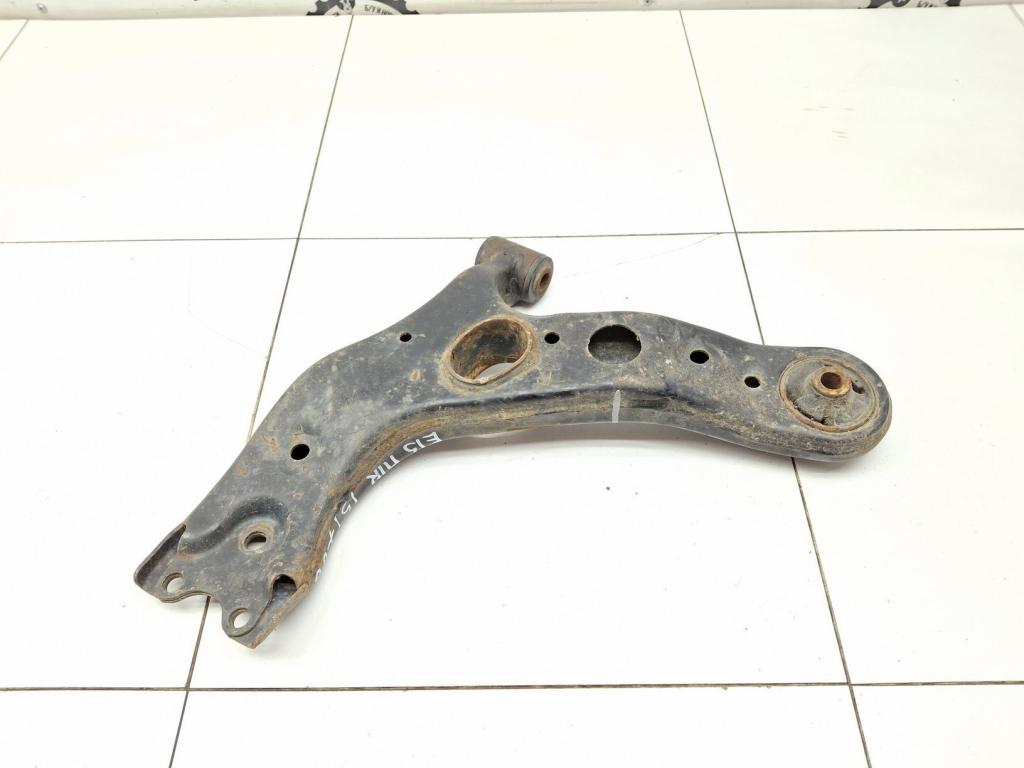 Рычаг передний правый, 2000 рублей, Пермь