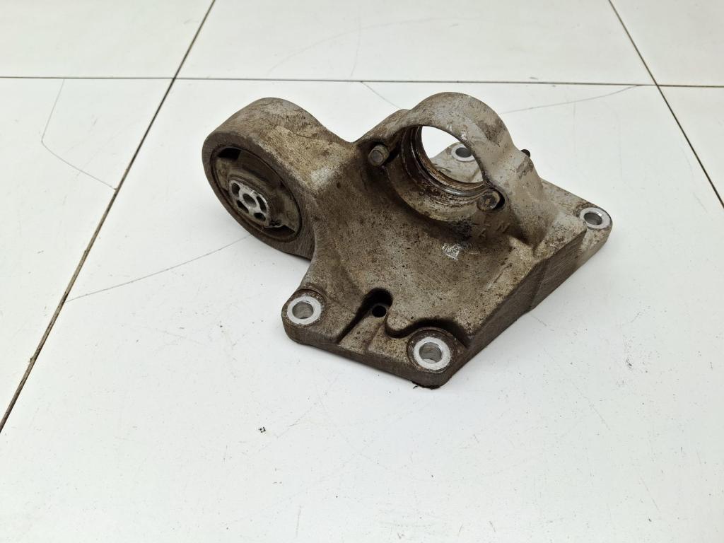 Кронштейн промежуточного вала привода, 2000 рублей, Пермь