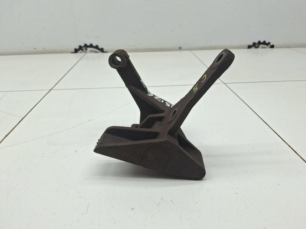 Кронштейн КПП, 500 рублей, Пермь