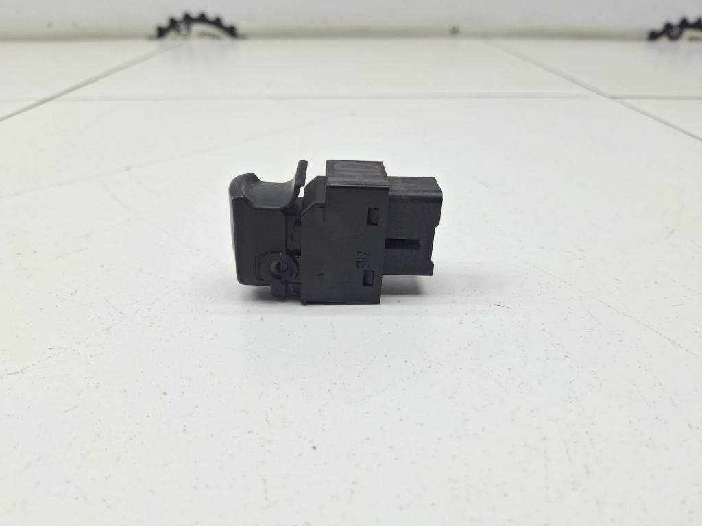 Кнопка стеклоподъемника, 500 рублей, Пермь